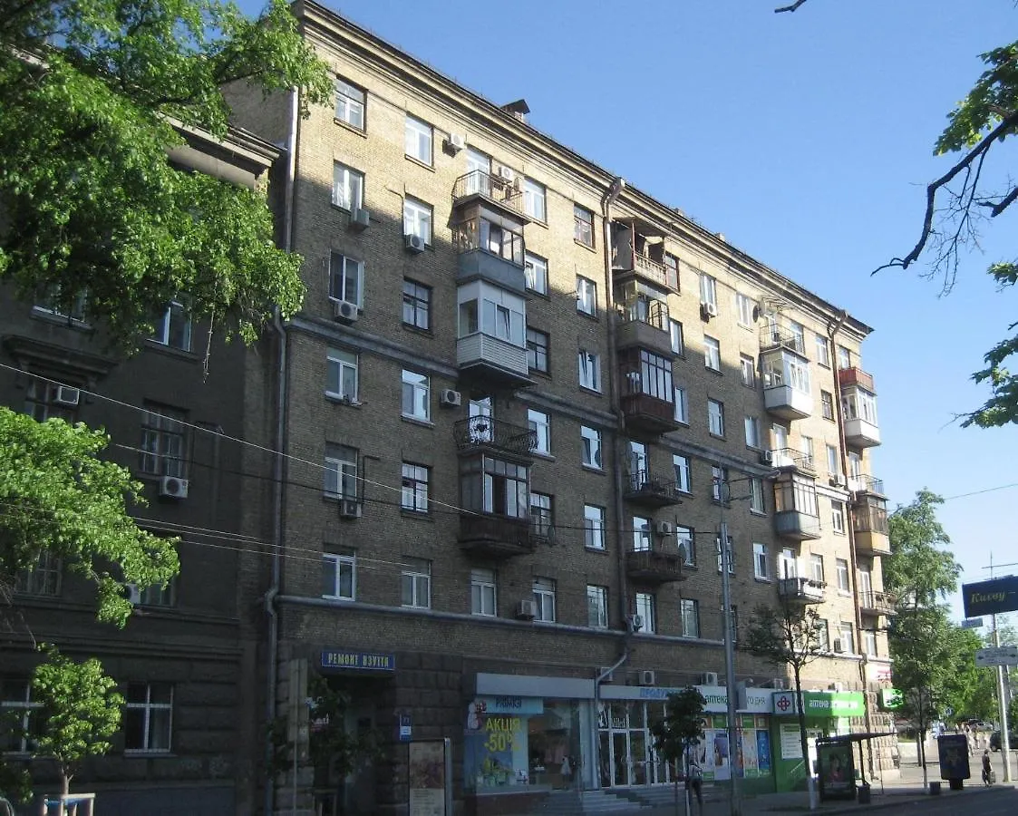 Ξενοδοχείο με διαμερίσματα Status Apartments Κίεβο